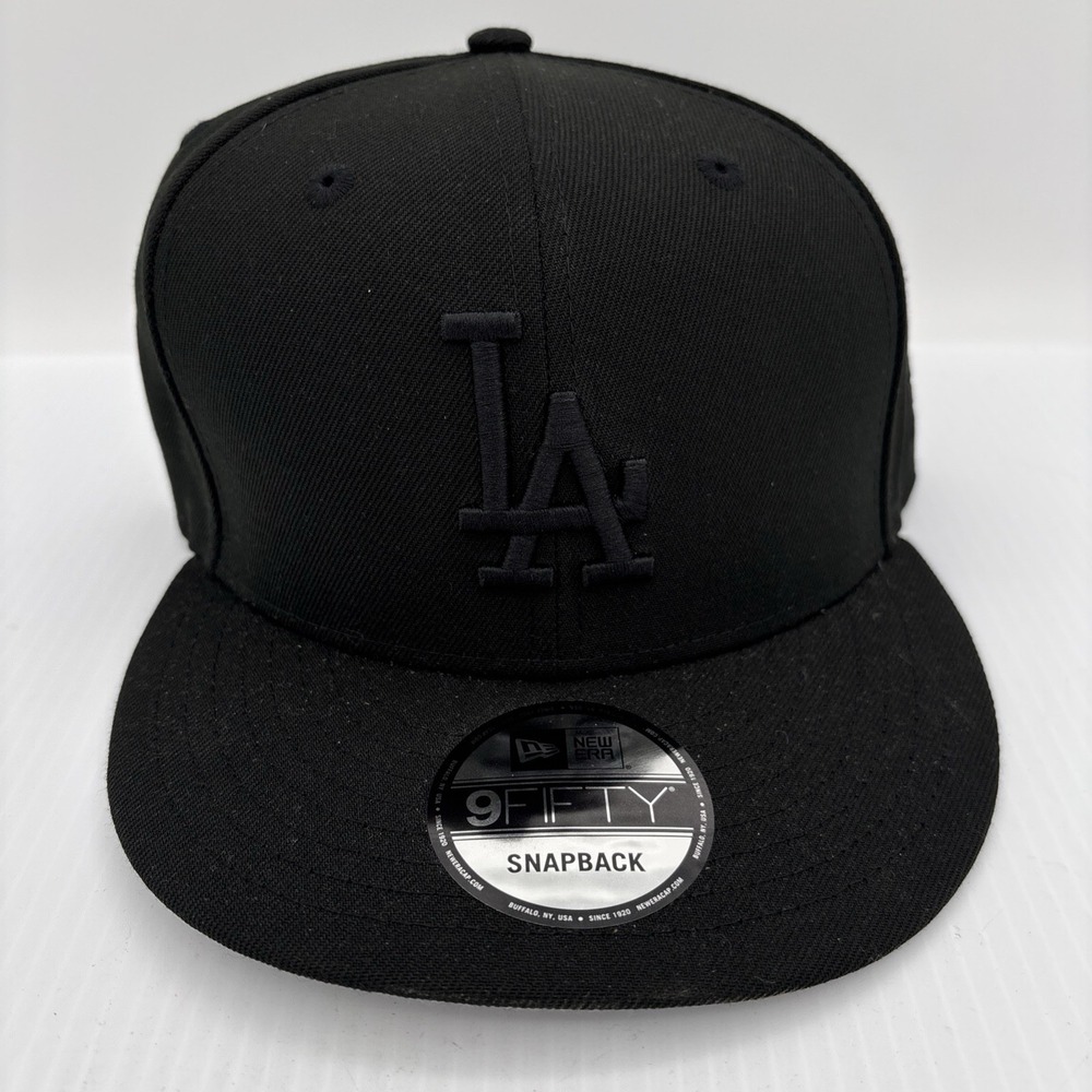 New Era 9FIFTY Los Angeles Dodgers Black on Black Snapback Hat Cap Blackout NWT